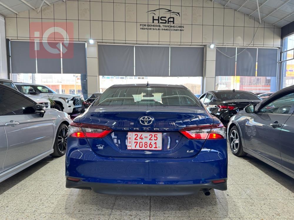 تۆیۆتا کامری